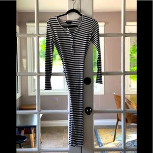 BLACK WHITE STRIPE DRESS. size medium. bodycon. midi/maxi length.
